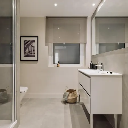 Yaz - 2 Bedrooms And Balcony In El Putxet Barcelona